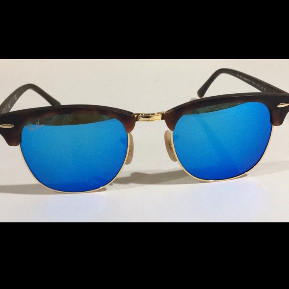 Ray-Ban